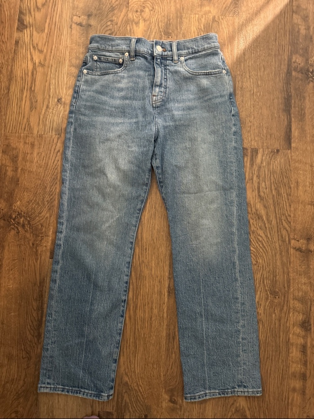 EUC Madewell 90’s straight jeans